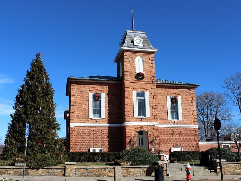 Brevard, North Carolina — served by Steady Flame Fireplaces
