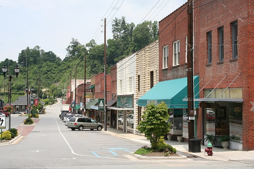 Spruce Pine, North Carolina — served by Steady Flame Fireplaces